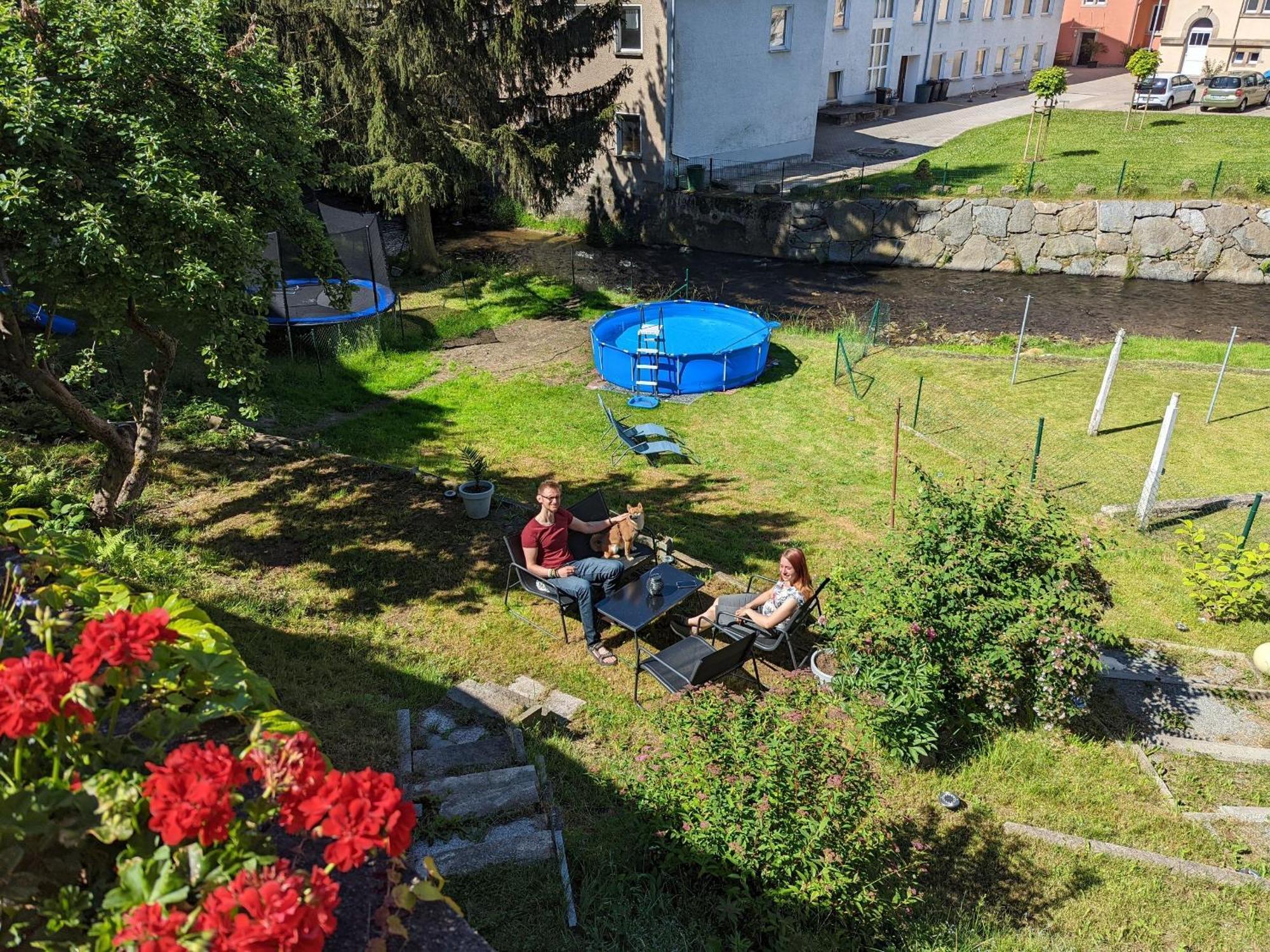 Hw4B - Urlaubsmagie - Zentral Mit Gemeinschaftsgarten, -Pool, -Sauna & Whirlpool Sebnitz Exterior photo