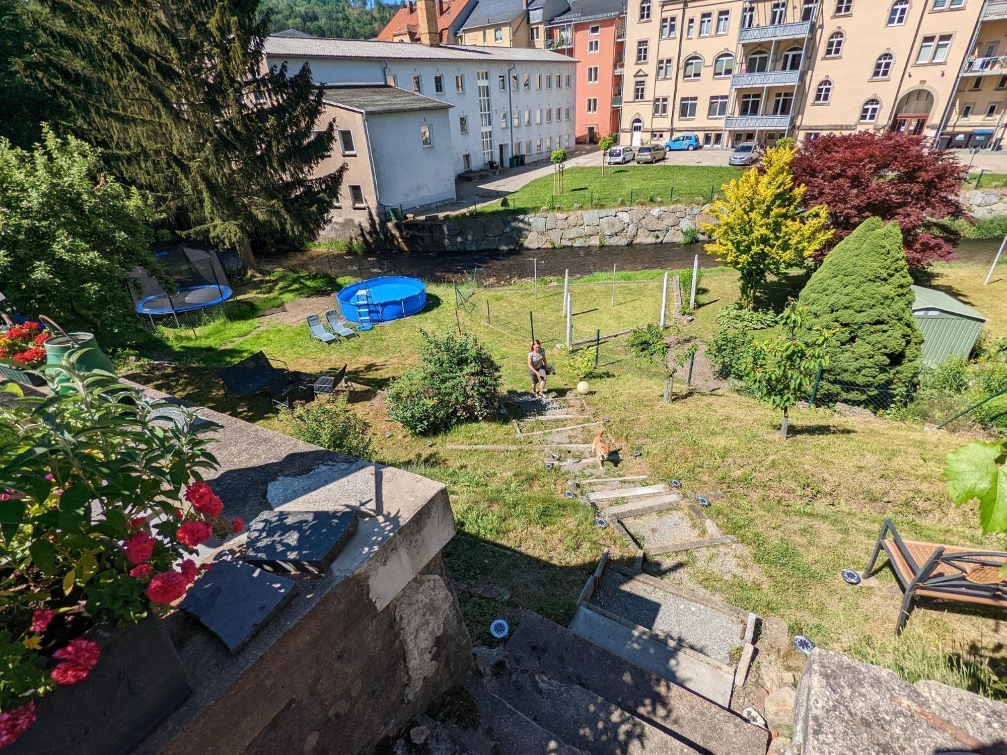 Hw4B - Urlaubsmagie - Zentral Mit Gemeinschaftsgarten, -Pool, -Sauna & Whirlpool Sebnitz Exterior photo